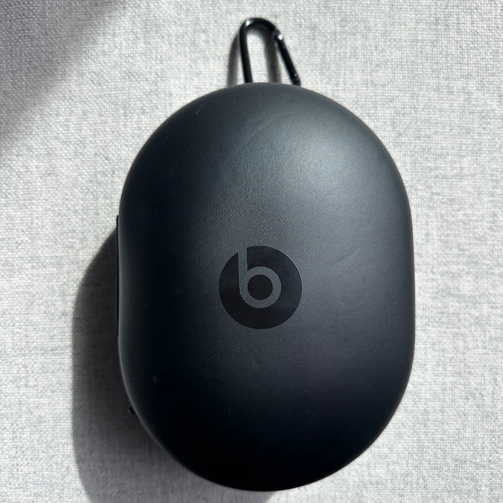 Beats Studio Wireless (non-noise-cancelling)